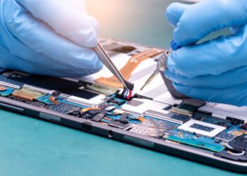 Engineers Solve a Mystery on the Path to Smaller, Lighter Batteries