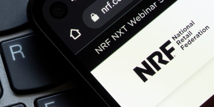 Thanksgiving Weekend Sales Bigger Than Expected, Retail Grupo Reports