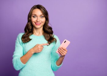 Google Agrees to $9.4 Million Settlement For Paying Influencers To Praise Phones They Had Never Touched