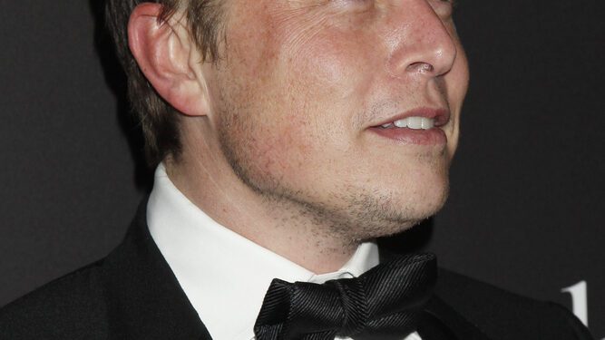 Famous Entrepreneurs: What Elon Musk Can Learn about Steve Job’s Return to Apple - CEO North America Famous Entrepreneurs: What Elon Musk Can Learn about Steve Job’s Return to Apple