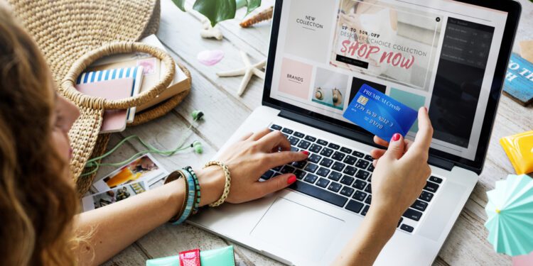 Green Monday Sales Mark Major Day for Online Christmas Shopping