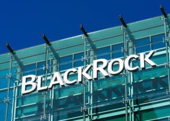 BlackRock plans to cut 500 jobs