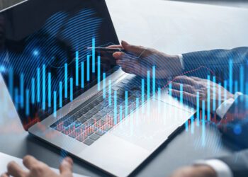 Why storing data offline results in climate benefits