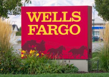 Wells Fargo to scale back mortgage business, exit correspondent lending