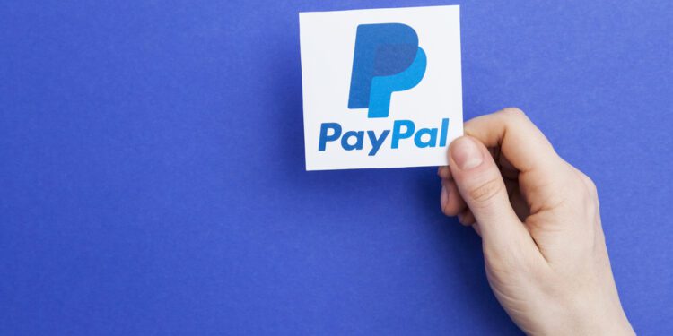 Payments firm PayPal to lay off 7% of its workforce to cut costs