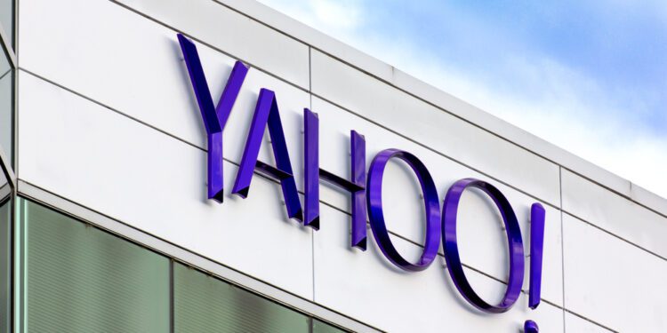 <a href="https://www.reuters.com/technology/yahoo-lay-off-more-than-20-staff-axios-2023-02-09/">Yahoo to lay off more than 20% of staff</a> - CEO North America Yahoo to lay off more than 20% of staff