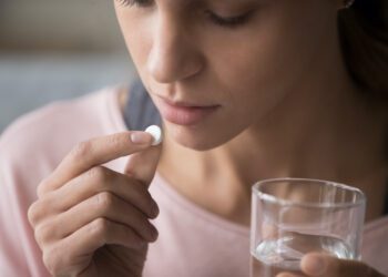 US health regulators weigh first over-the-counter birth control pill