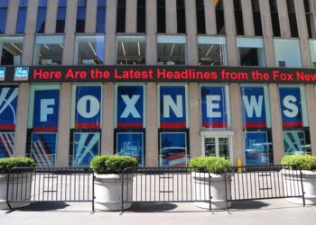 Fox to pay $12 million to settle hostile workplace suit