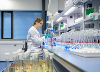 Novartis buys Chinook for $3.5 billion