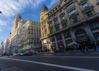Madrid joins race for high-spending tourists with new five-star hotels