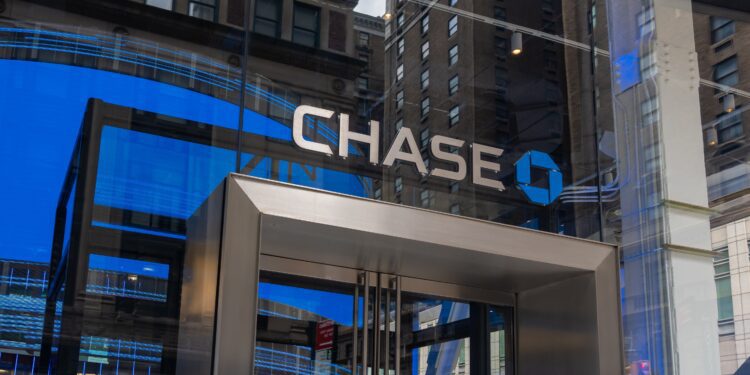 JPMorgan forecasts 5% equities correction