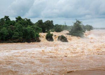 Pakistan’s  $30 billion flood is hint of global climate cycle