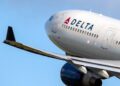 Government investigating why Delta passengers were kept on plane in extreme heat