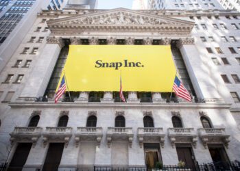 Snap’s sales down for second time in a row