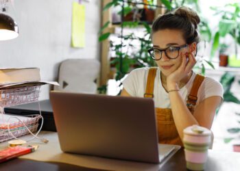 Gender pay gap starts before hiring