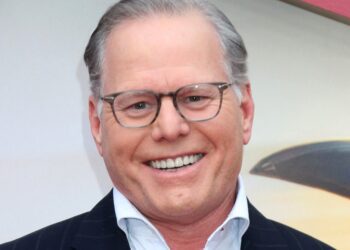 GQ takes down article criticizing Warner Bros. Discovery CEO