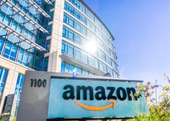 Amazon CEO urges staff to follow return-to-office plan