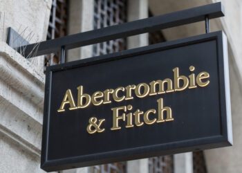 Abercrombie & Fitch sales outpace Wall Street expectations