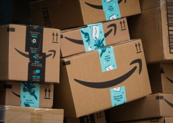 Amazon hikes free shipping minimums for non-prime members