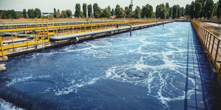 Floods threaten U.S. water and sewage treatment infrastructure