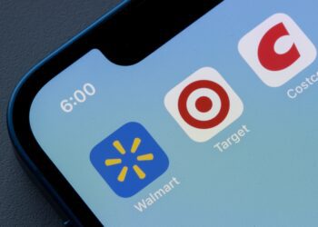 Walmart revenue grows as Target’s declines