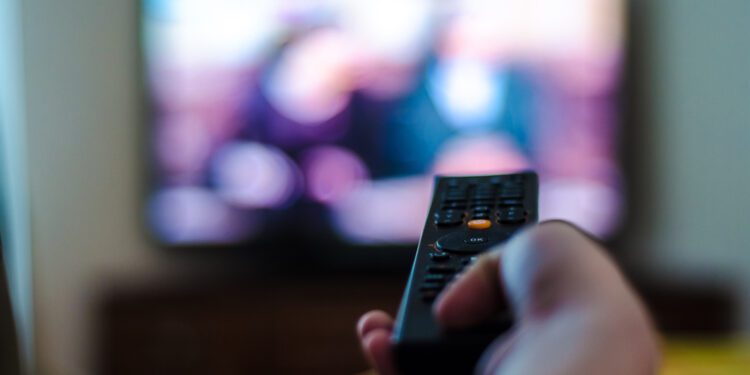 Broadcast and cable viewership falls to record low