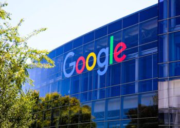 Google to lay of hundreds of recruiters
