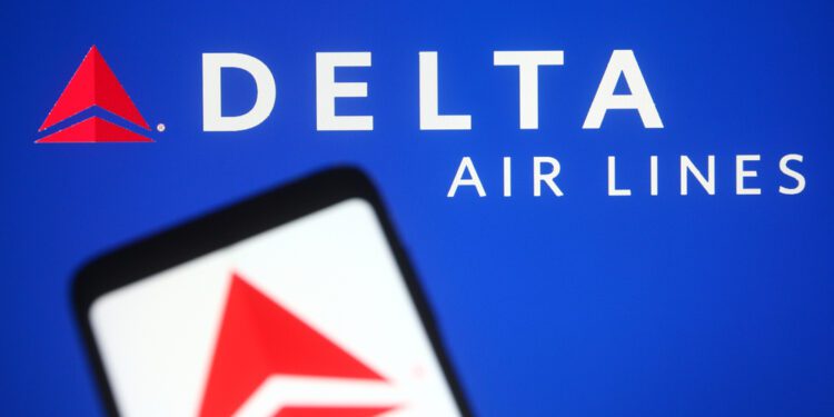 Delta shifts benchmarks for elite flyer status