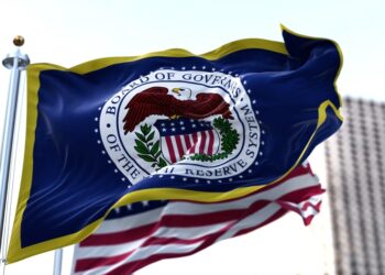 Fed puts off interest rate hike