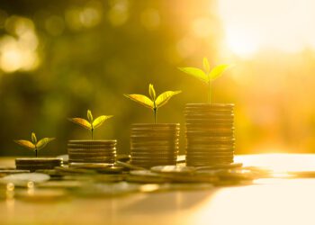 US household wealth hits all-time high