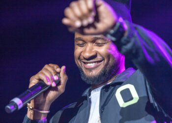 Usher tapped for Super Bowl halftime show