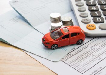 US car insurance rates hit year-over-year high