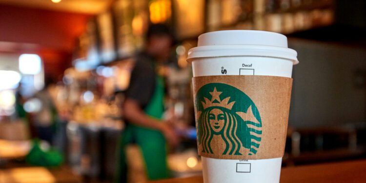 Starbucks aims away from disposable cups