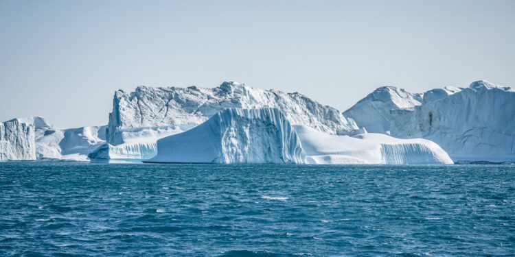 Study finds West Antarctic Ice Sheet collapse may be imminent 