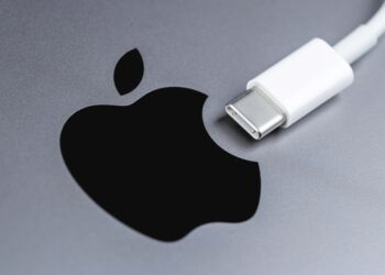 Apple adds USB-C charging to new Apple Pencil