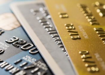 US consumers racked up record credit card debt in 2022