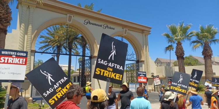SAG-AFTRA and Hollywood studio negotiations reach standstill - CEO North America SAG-AFTRA and Hollywood studio negotiations reach standstill