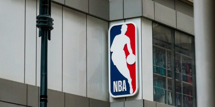 NBA may shake up media with upcoming rights deal