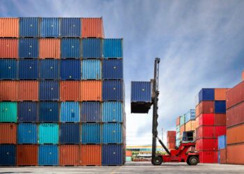 Stonepeak to buy Textainer for $2 billion