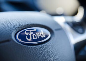 Ford lays off hundreds of electric F-150 workers