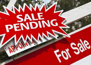 US pending home sales fall to two decade low in October
