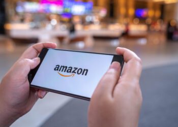 Amazon announces company-catered chatbot