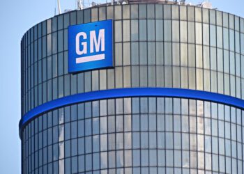 UAW deal with GM back on course for ratification