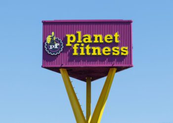 Planet Fitness beats Wall Street expectations, ups revenue outlook