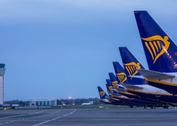 Ryanair to pay regular dividends for first time in 40 years
