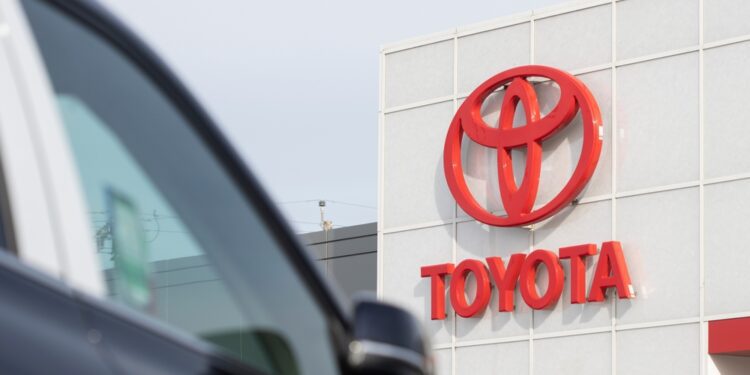 Toyota forecasts a 21% profit decline - CEO North America Honda, Hyundai and Toyota Raise Wages for Factory Workers