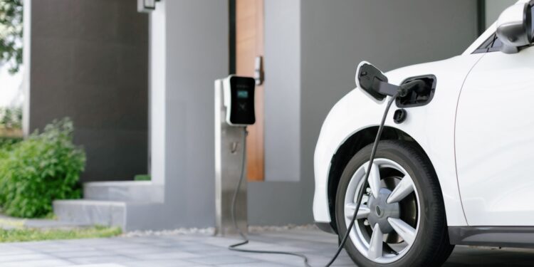 EV charging infrastructure cause US consumers’ headaches