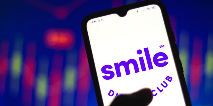 DTC orthodontics company SmileDirectClub shutters doors - CEO North America DTC orthodontics company SmileDirectClub shutters doors