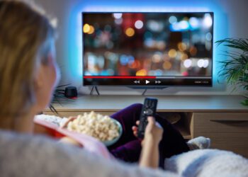TV bundles aim to retake streaming’s crown