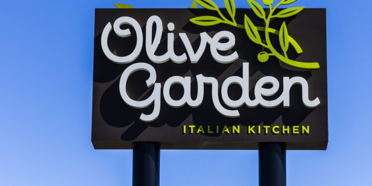 Teamsters vote to authorize Anheuser-Busch strike